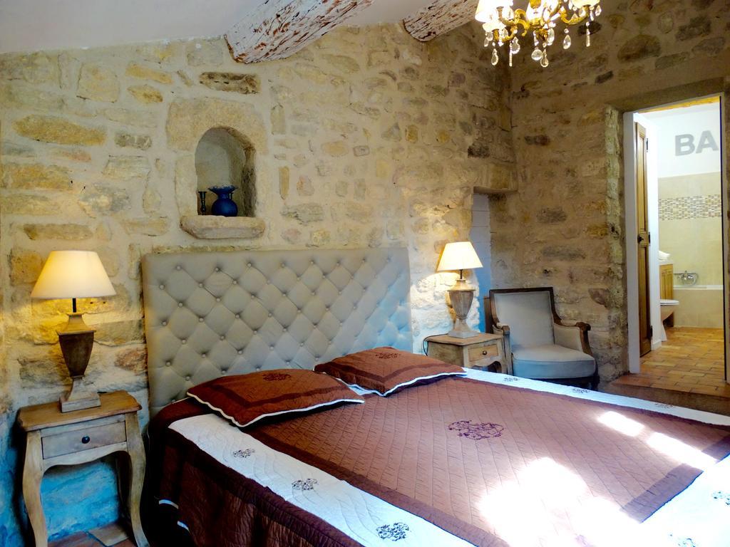 Un Patio En Luberon Ansouis