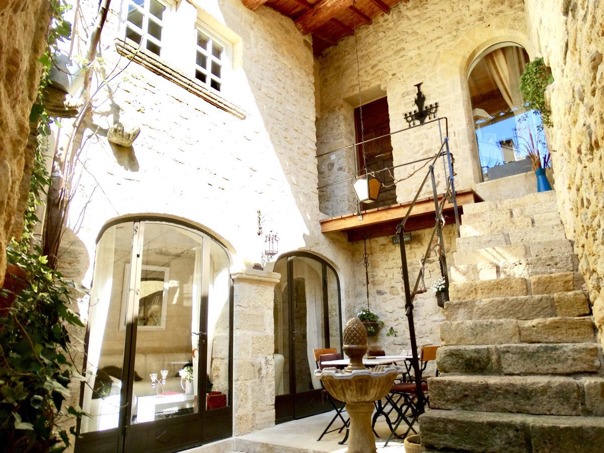 Bed & Breakfast Un Patio En Luberon *