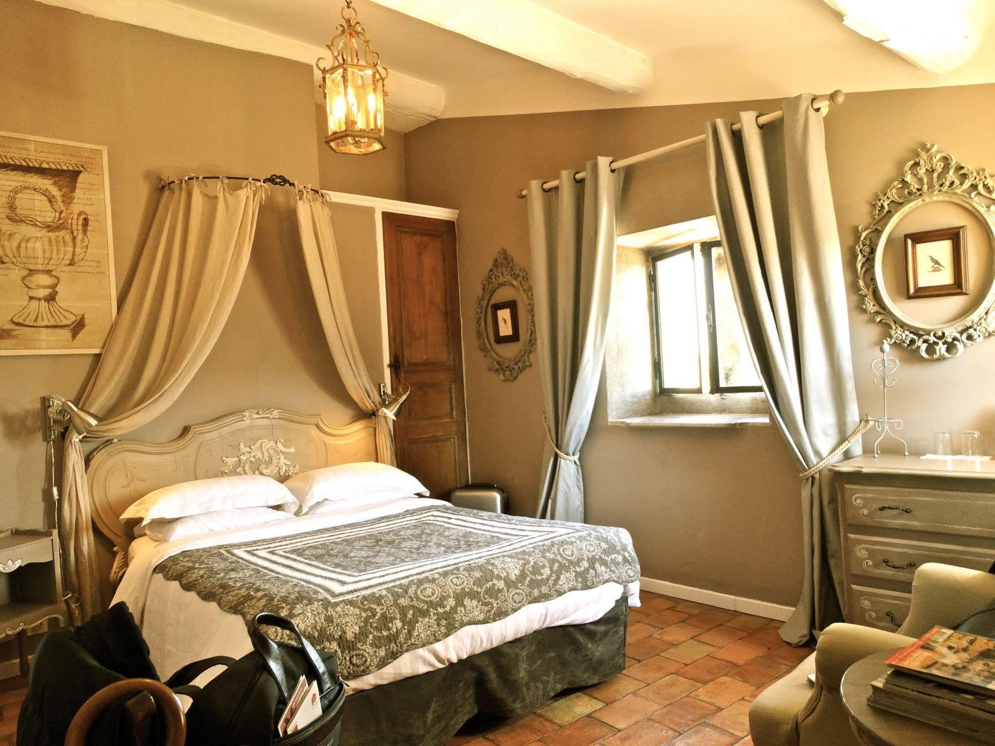 Un Patio En Luberon Bed & Breakfast Ansouis