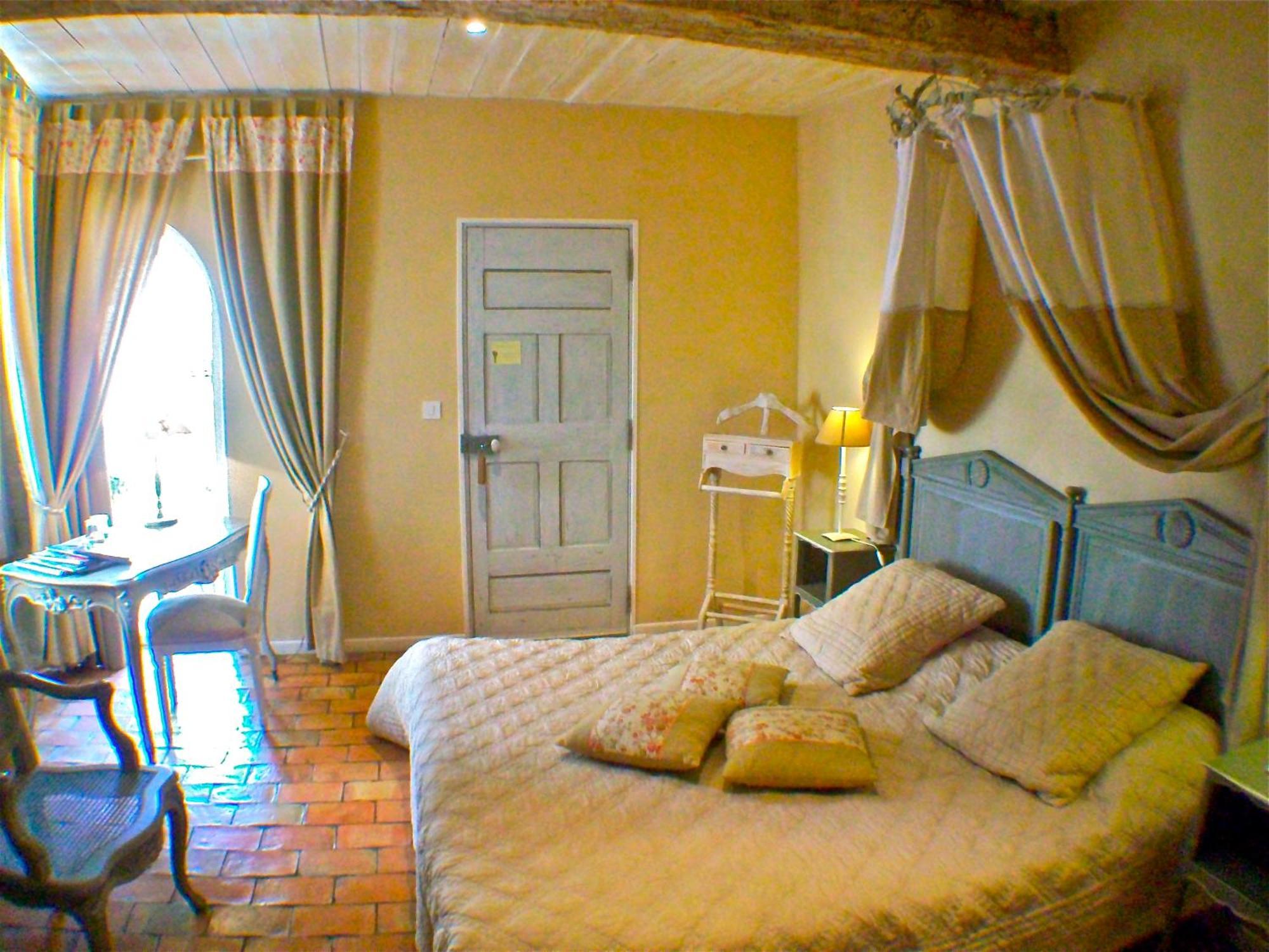 Un Patio En Luberon Bed & Breakfast Ansouis