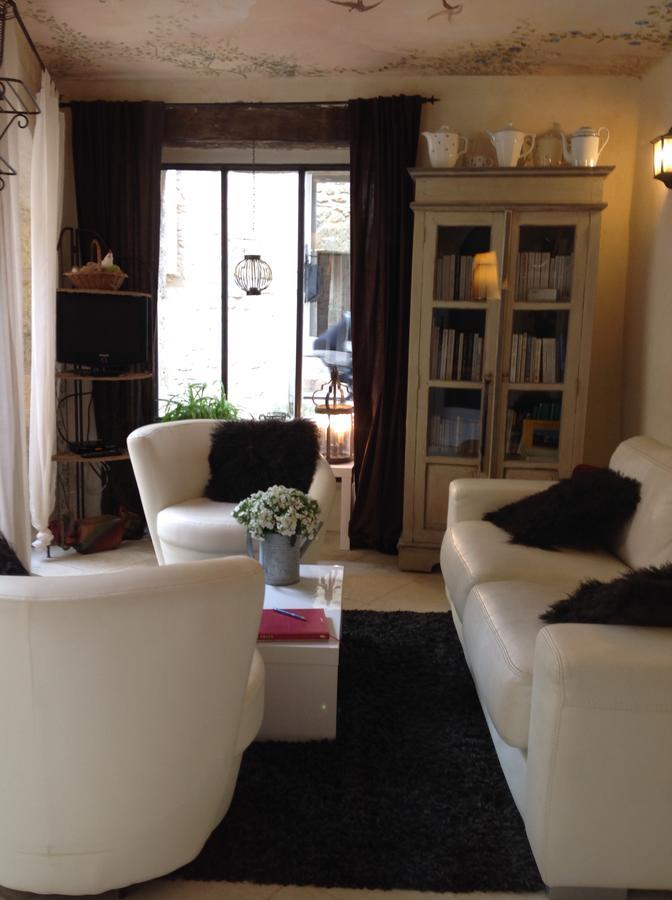 Un Patio En Luberon *