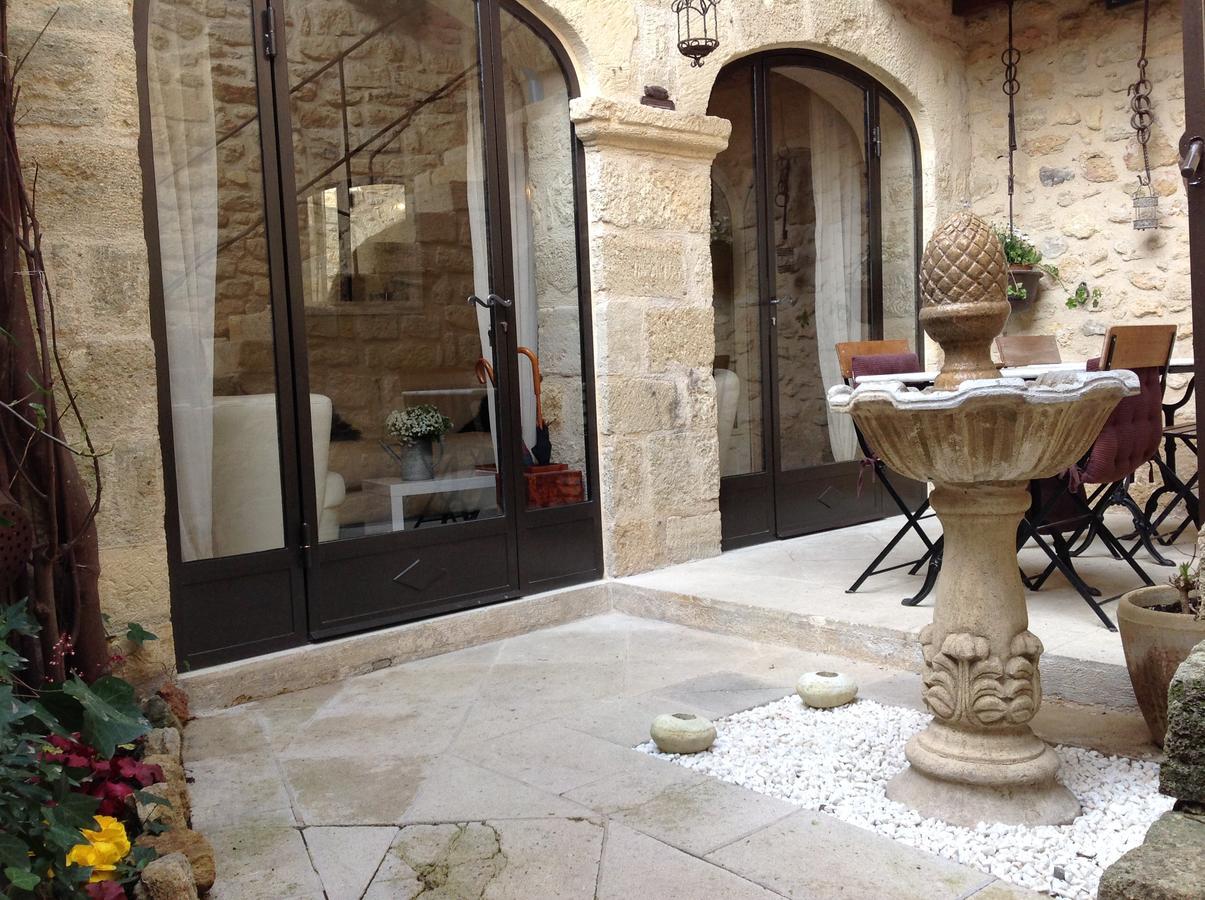Couette-café Un Patio En Luberon *