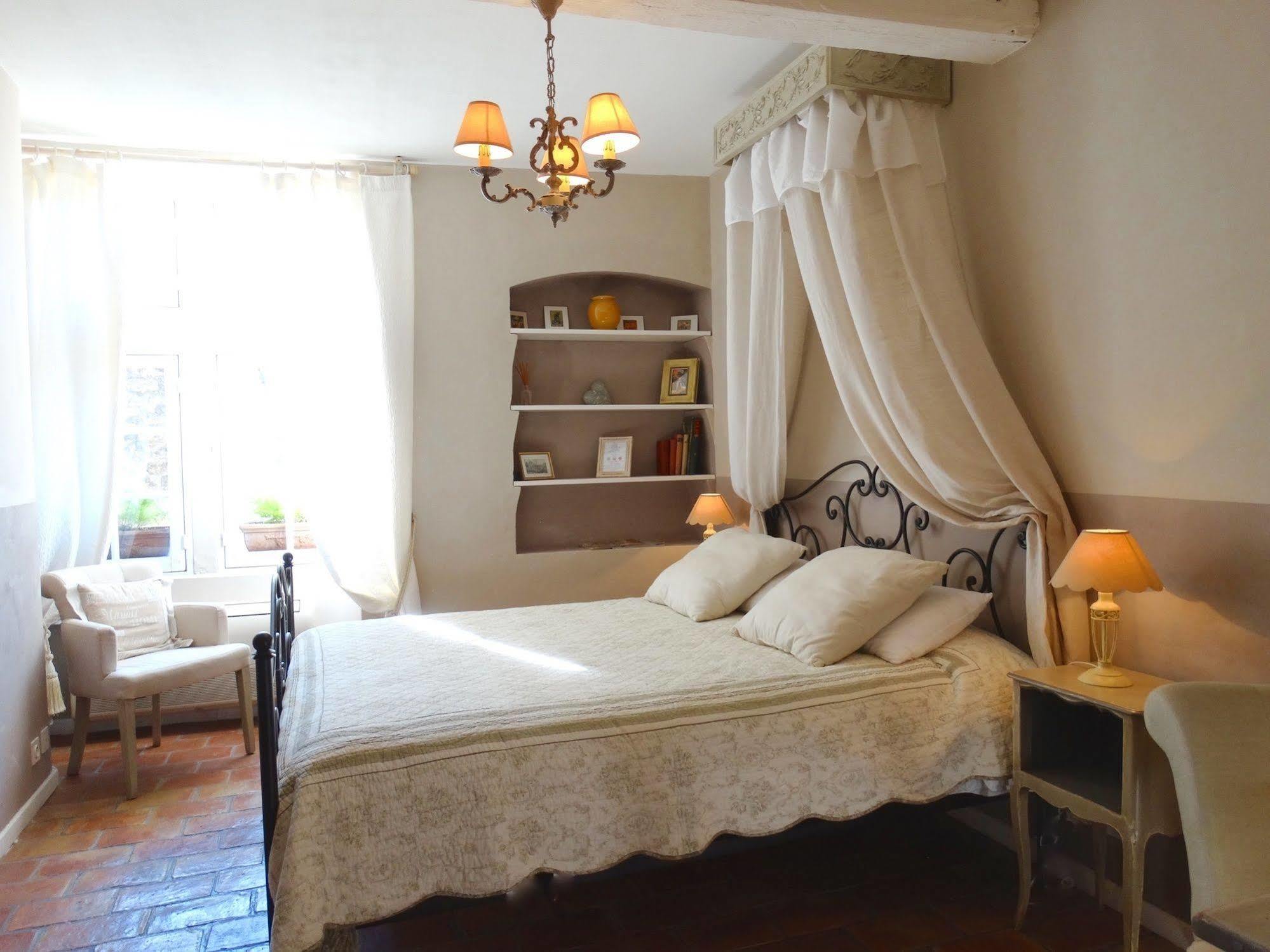 Un Patio En Luberon Bed & Breakfast *