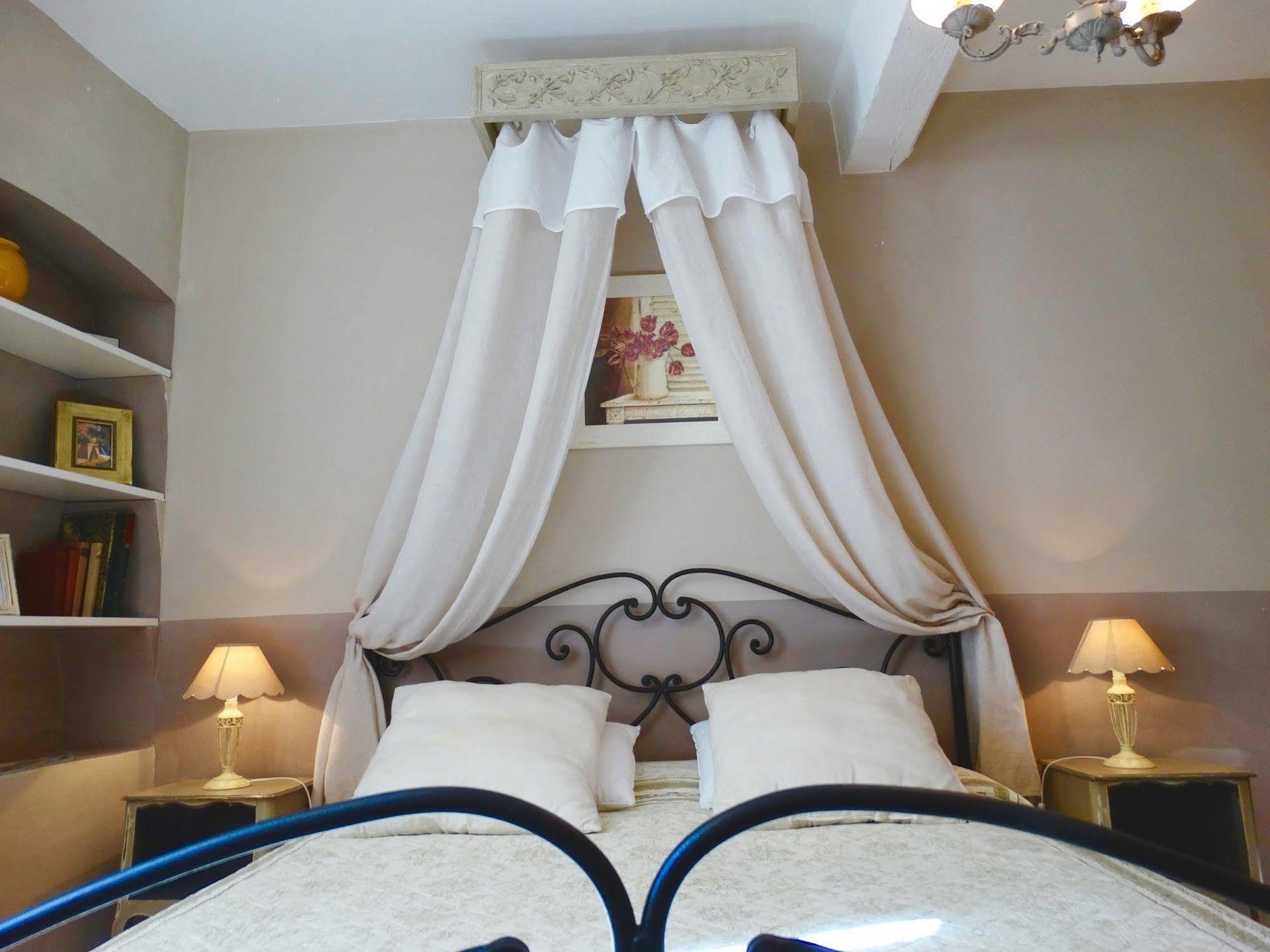 Un Patio En Luberon Bed & Breakfast Ansouis