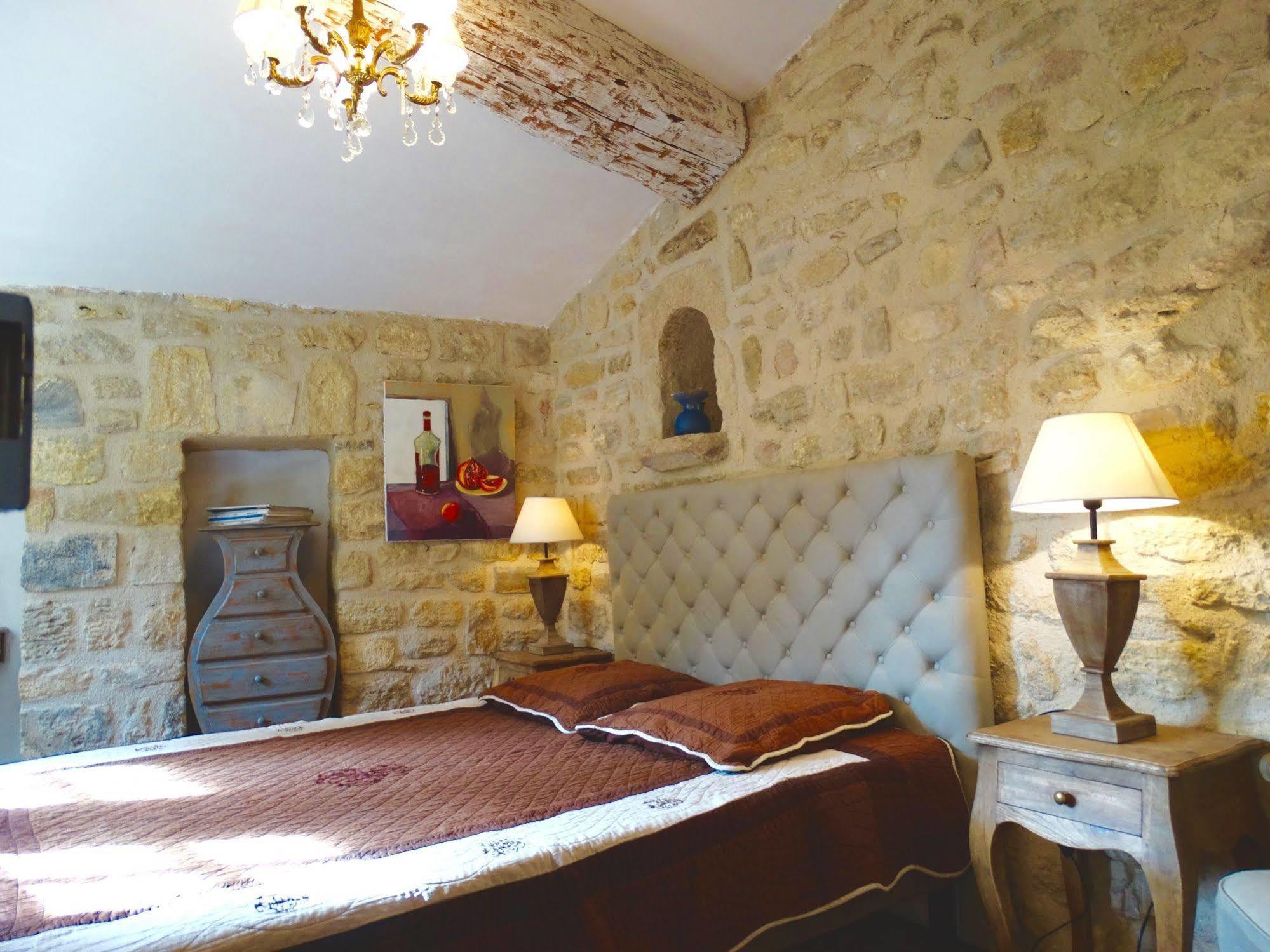 Bed & Breakfast Un Patio En Luberon